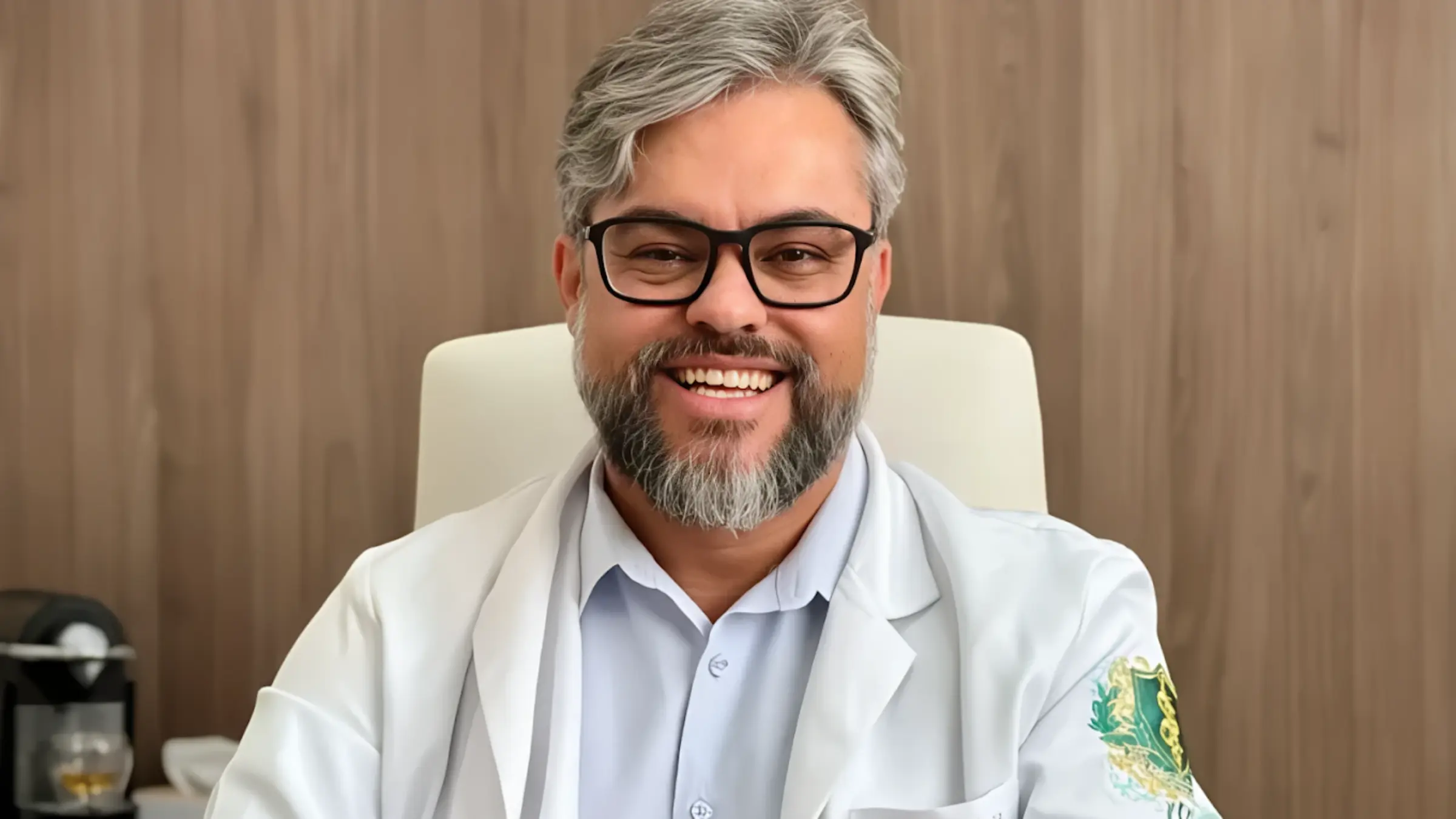 Dr. Aléssio Miliorini | CRM/MG: 98198