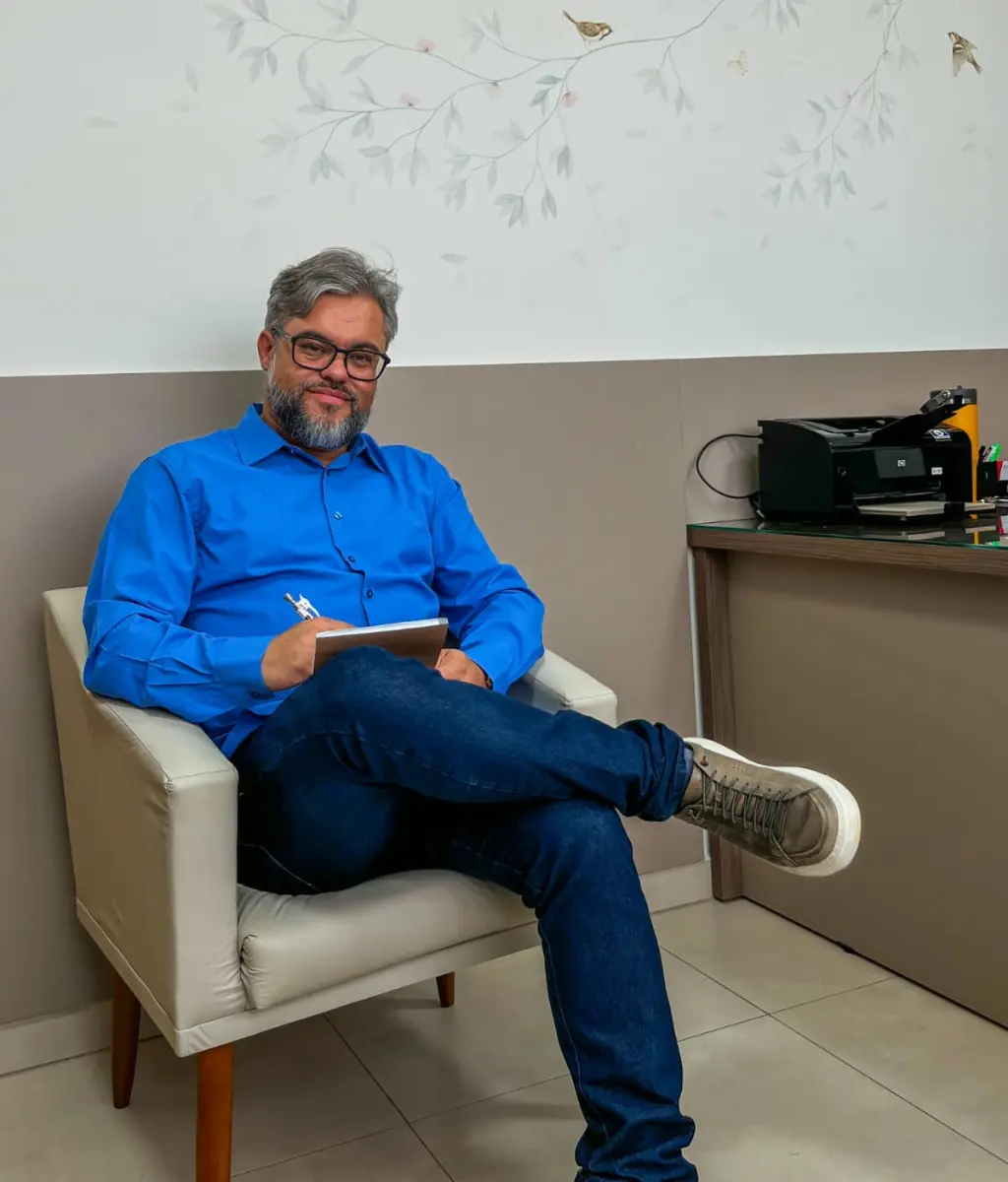 Dr. Aléssio Miliorini | CRM/MG: 98198