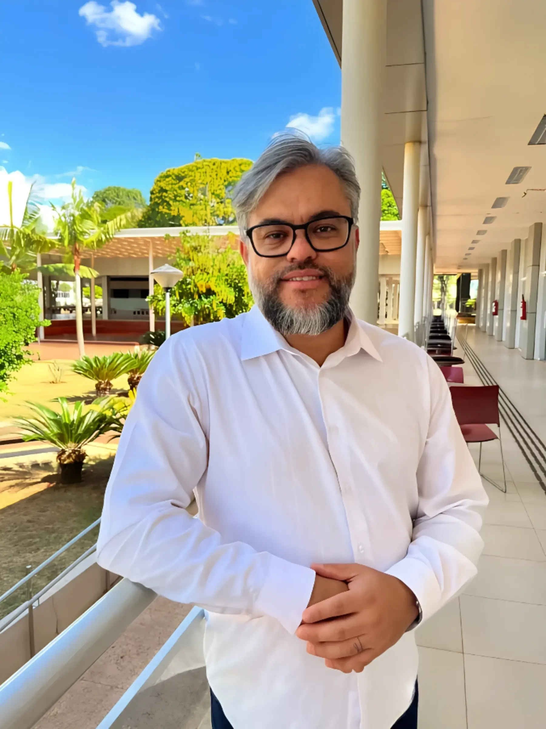 Dr. Aléssio Miliorini | CRM/MG: 98198